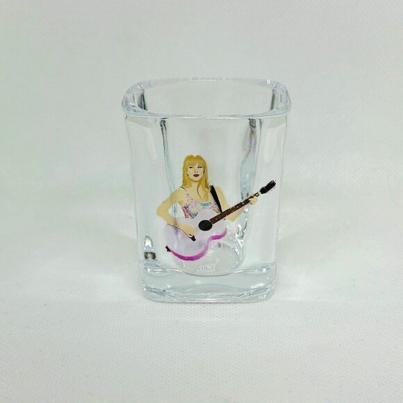 Taylor Swift Shot Glass/Gift Box - Picture 2 of 3